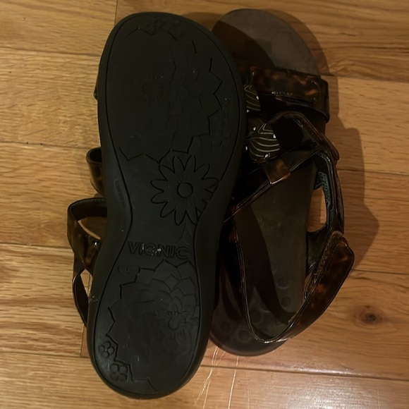 Vionic Amber Brown Tortoise Sandals women’s size 7 - Picture 4 of 5